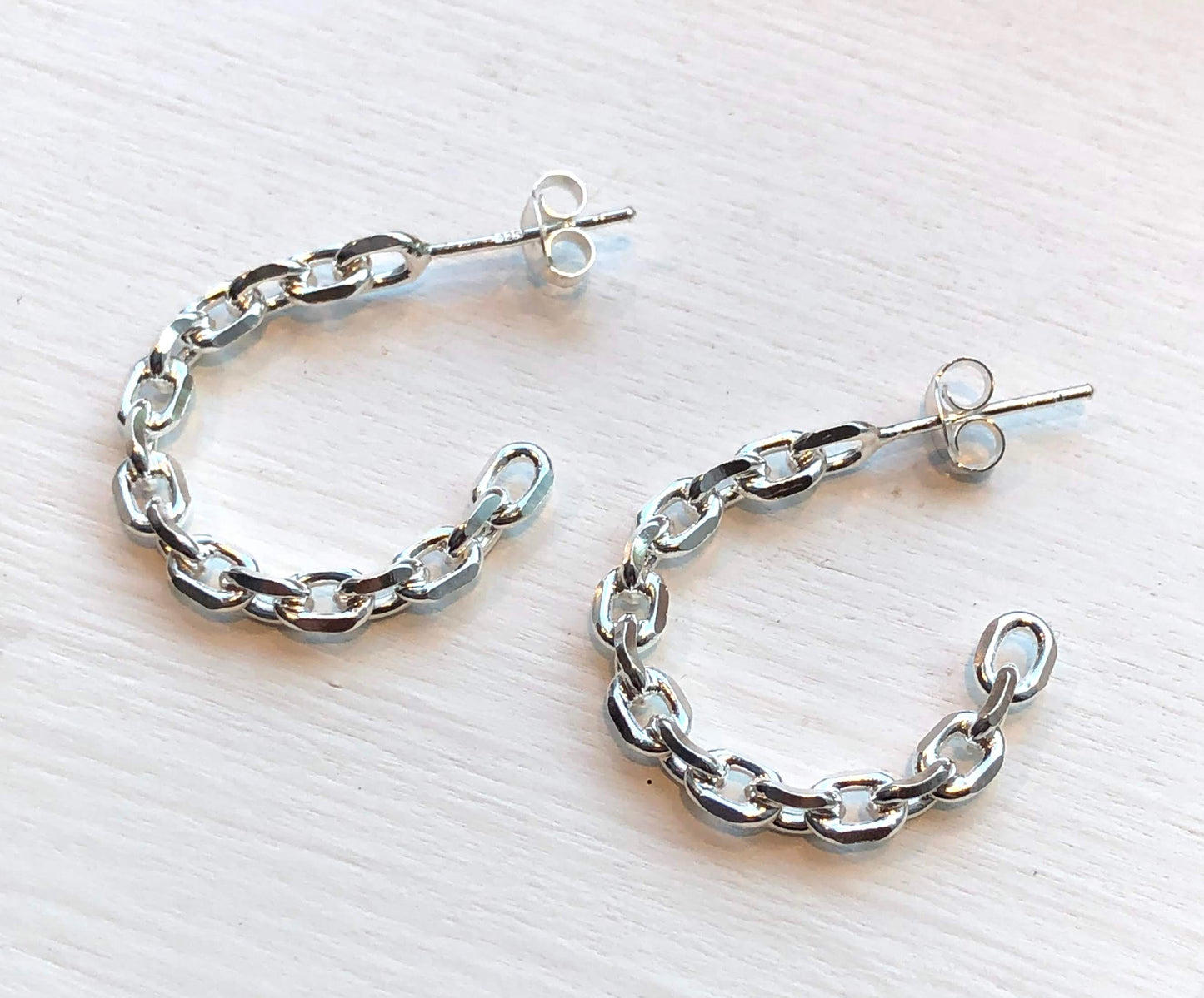 Anchor Link Hoop Earring