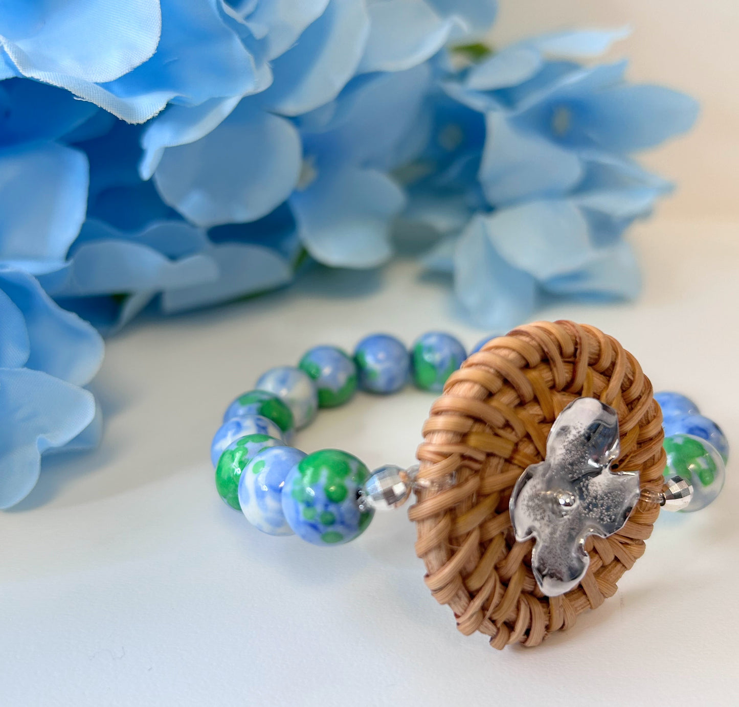 Basket Top Hydrangea Beaded Bracelet #21