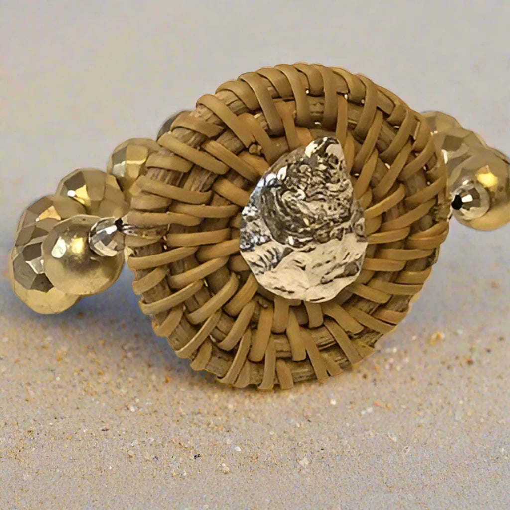 Oyster Shell Basket Top Beaded Bracelet